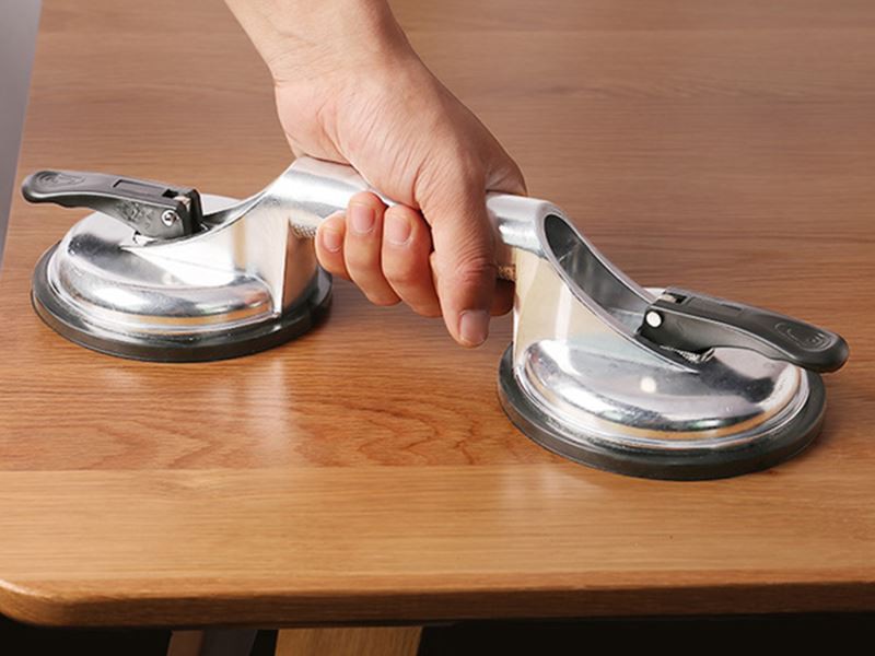 glass suction cup