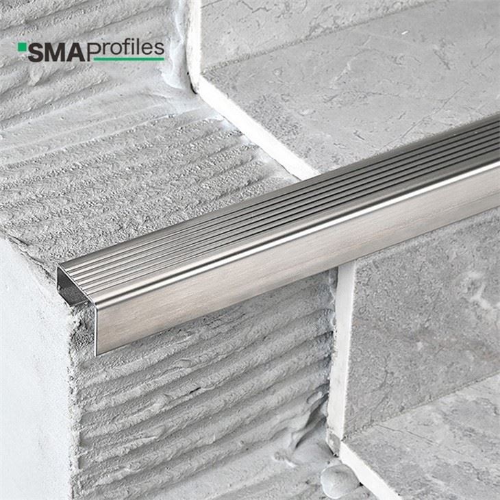 Floor Step Edge Trim in Stainless Steel